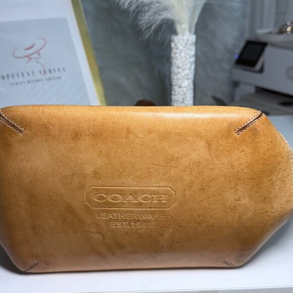 Chic Tan and Cream Geometric Pattern Tote Bag - Picture 12 of 14